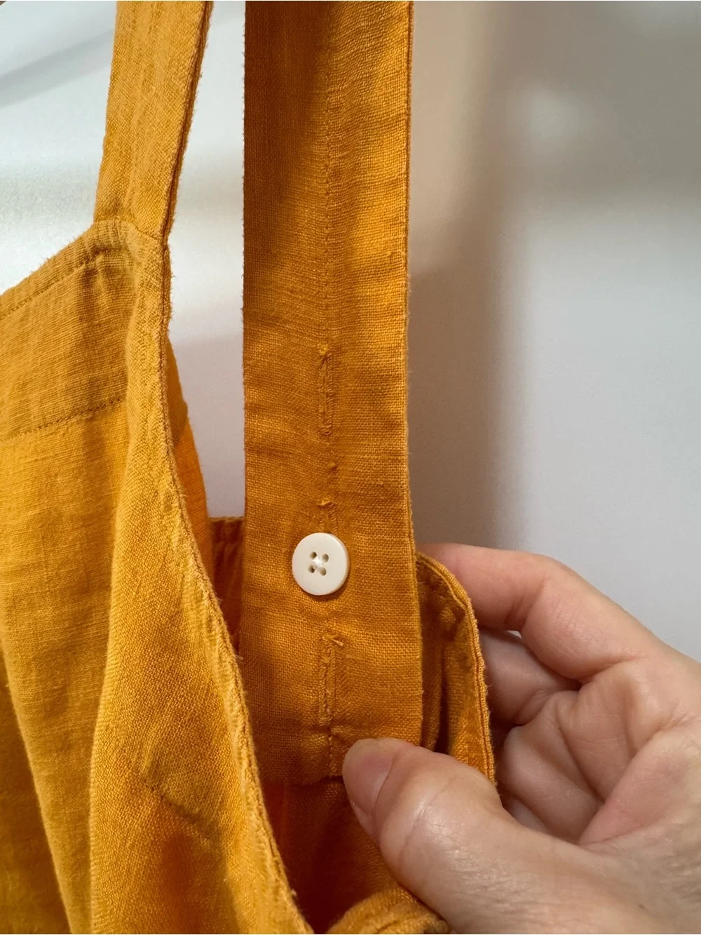 Everlane sleeveless linen